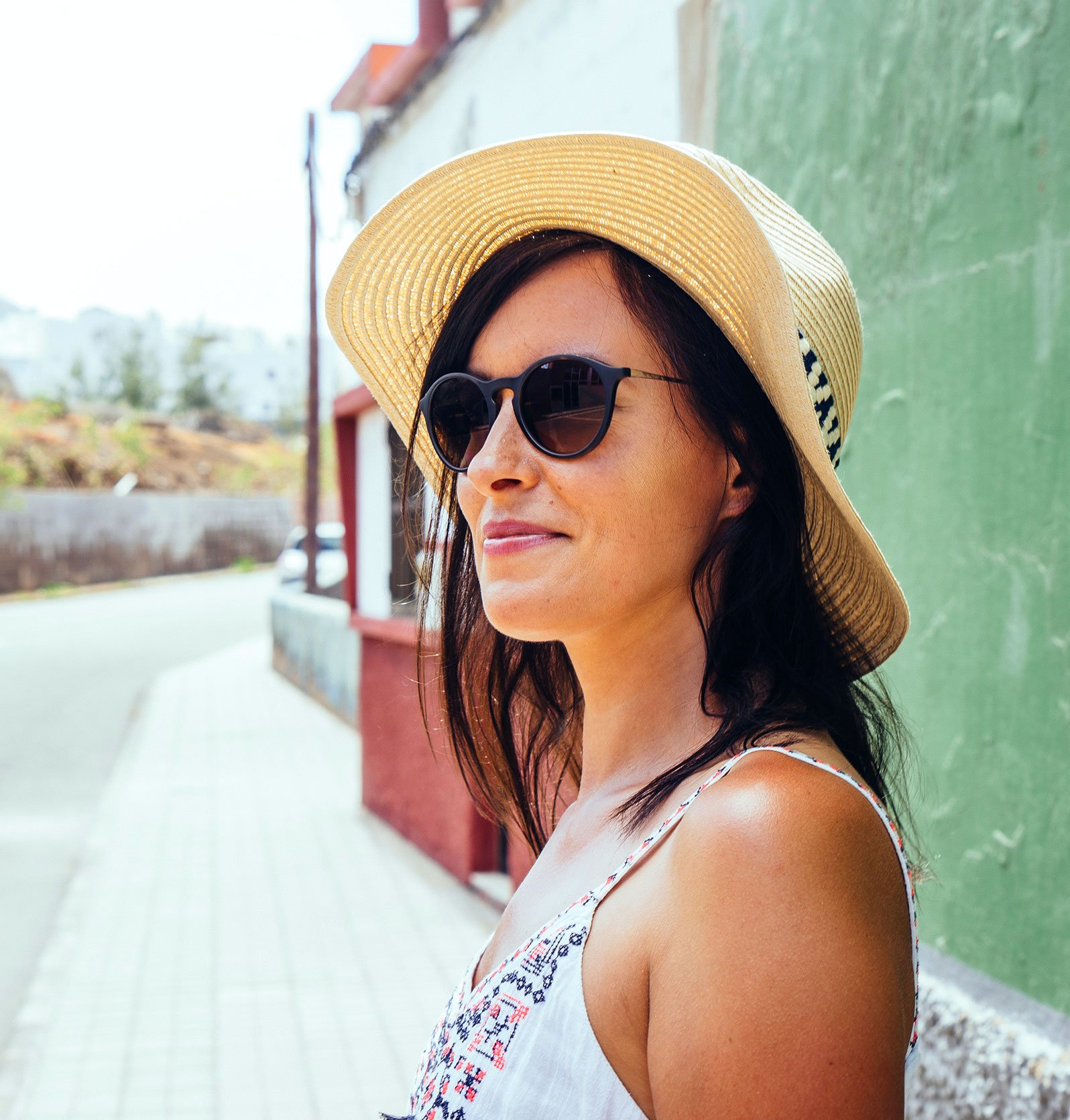 Woman with sunglasses info-16